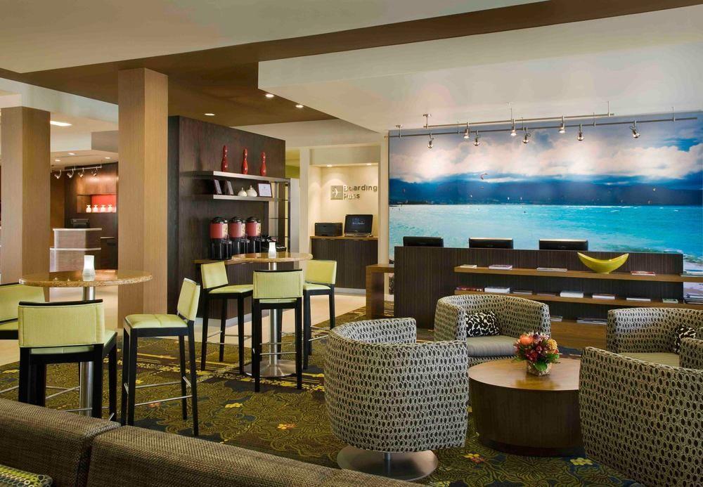 Courtyard By Marriott Maui Kahului Airport Hotel Exterior photo