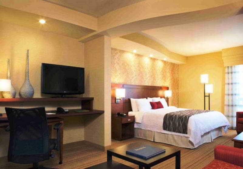Courtyard By Marriott Maui Kahului Airport Hotel Exterior photo