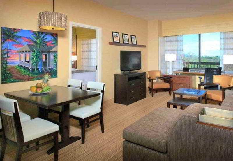 Courtyard By Marriott Maui Kahului Airport Hotel Exterior photo