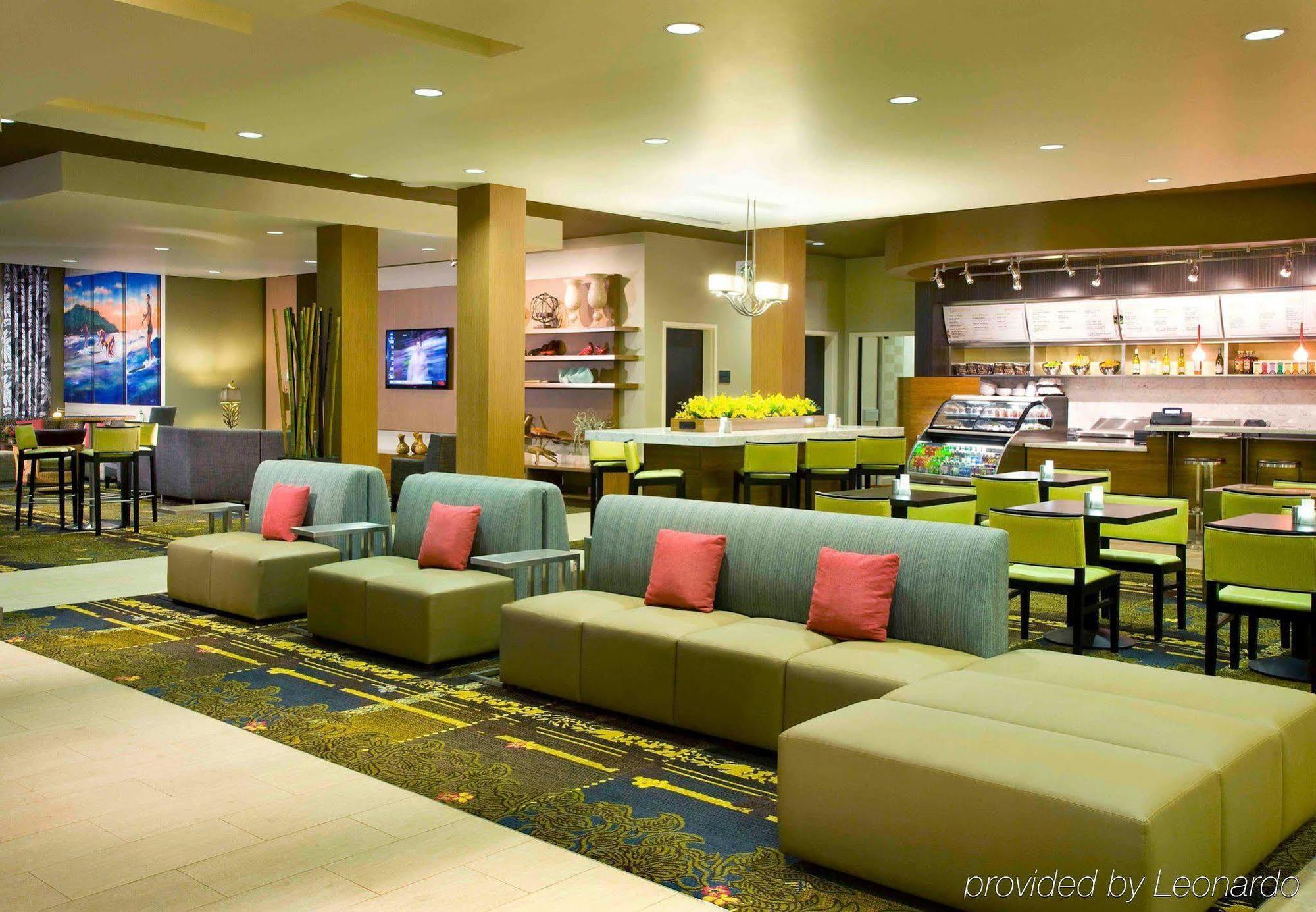 Courtyard By Marriott Maui Kahului Airport Hotel Exterior photo