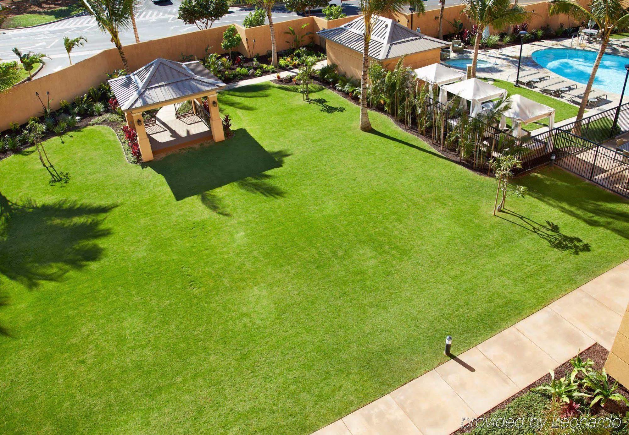 Courtyard By Marriott Maui Kahului Airport Hotel Exterior photo